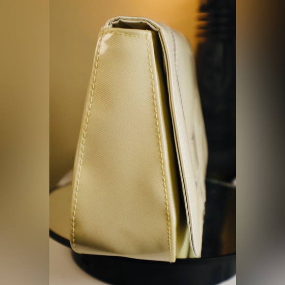 Y2K Christian Dior Iridescent Vintage Clutch Hand Bag - Picture 4 of 13